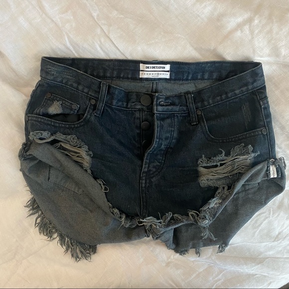 One Teaspoon Pants - Black One Teaspoon Bandit Shorts